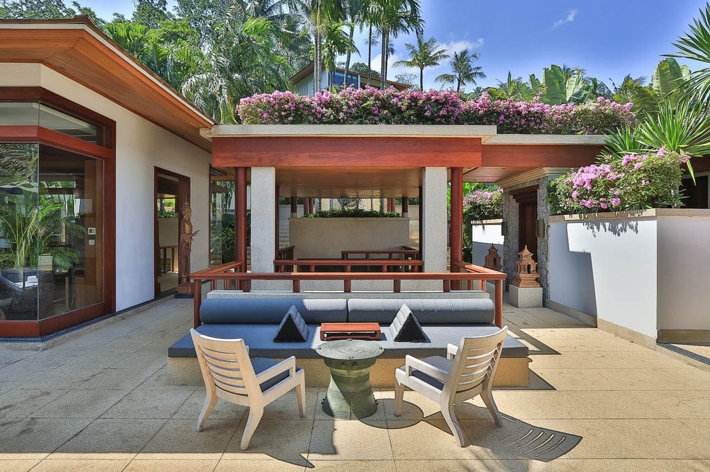 Top floor Villa Chanjar longe area