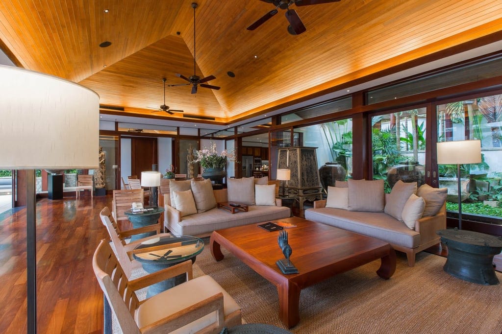 15 top floor villa chanjar living room very spacious