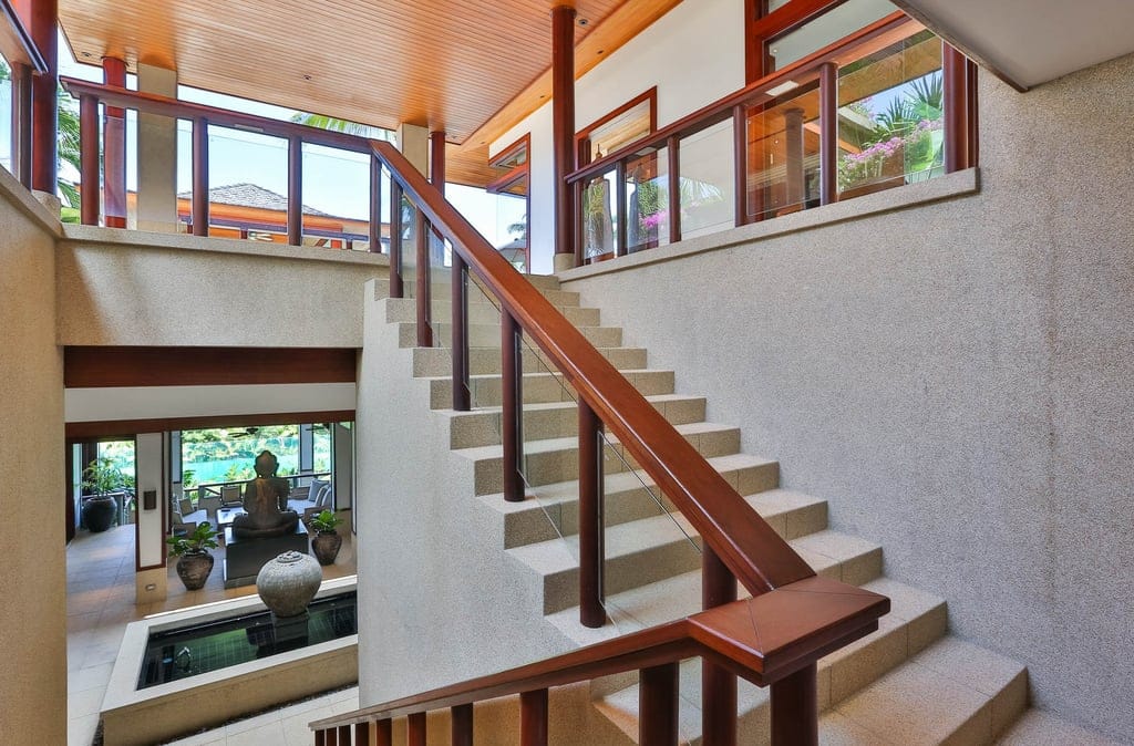 2nd fl stair villa chanjar