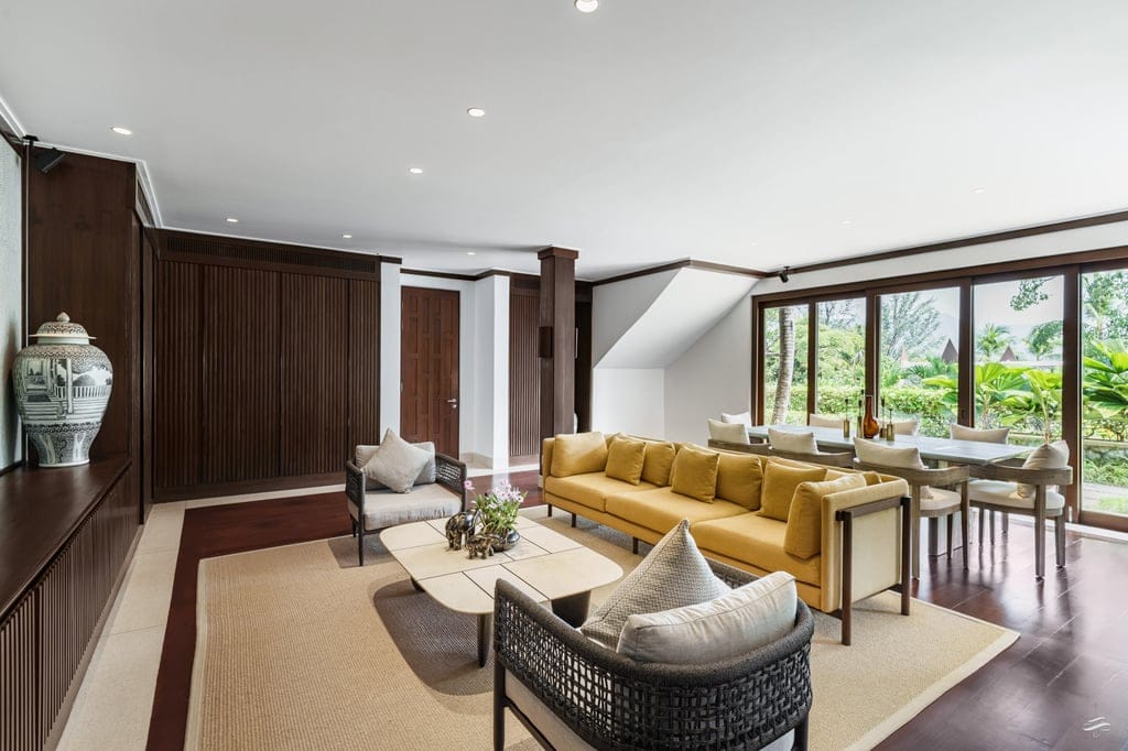 family room atsadong laemson 065