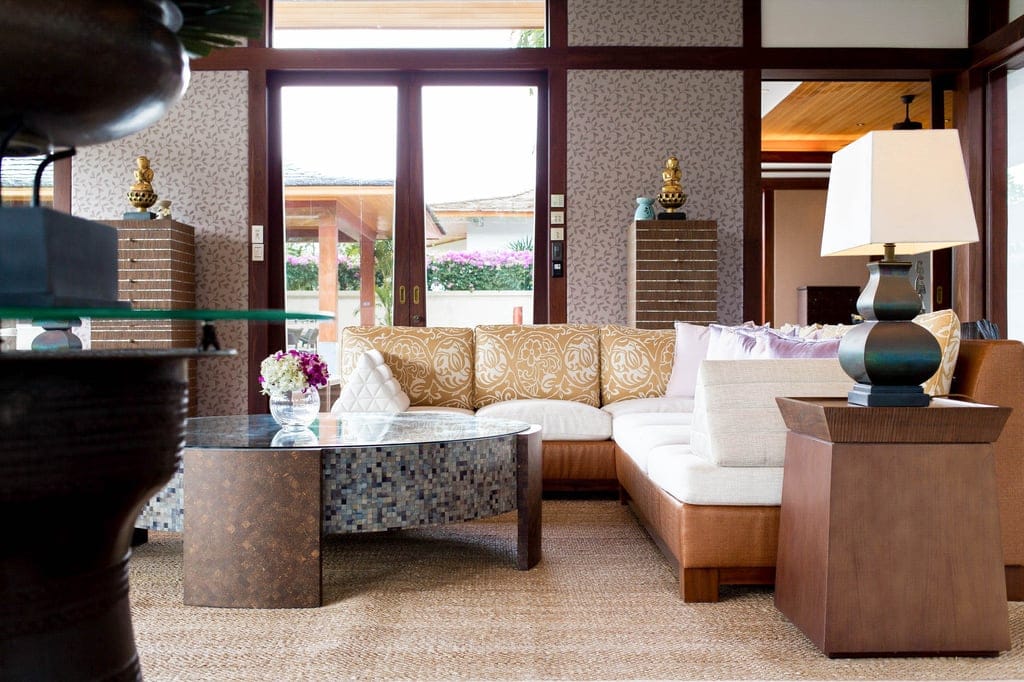 luxurious living room