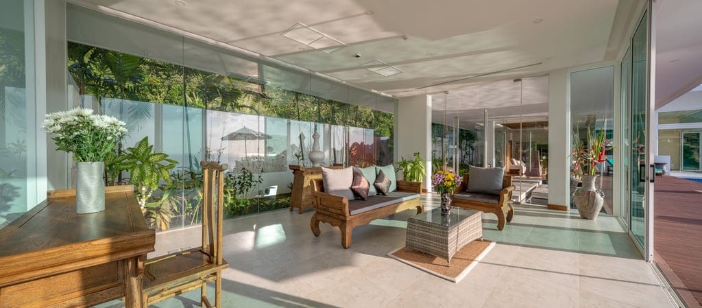 villa solaris sitting room