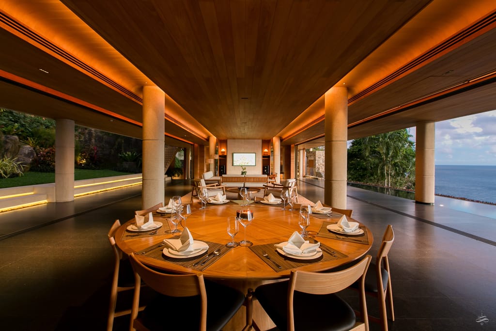 45 villa cascade dining area 1