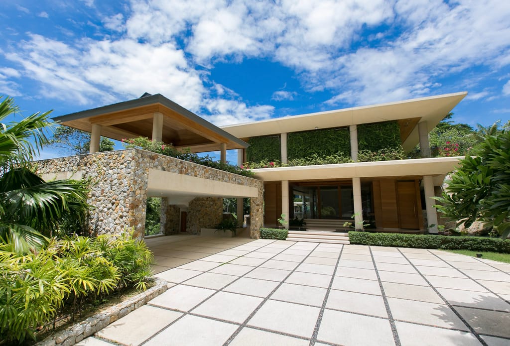 27 villa cascade entrance 1