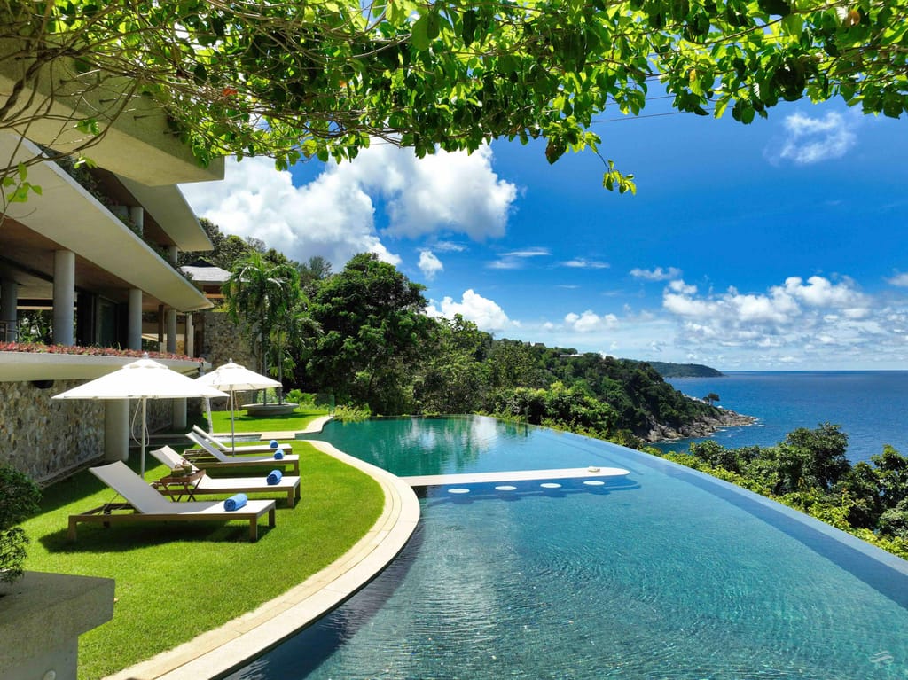 17 villa cascade pool deck 3