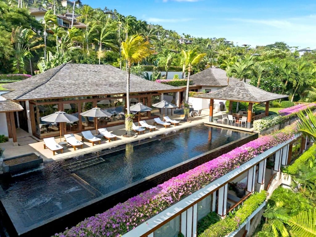 * ** villa chanjardji 0055 2