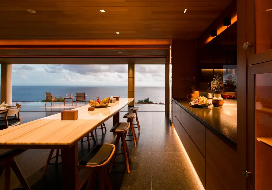 Bar counter with sea view