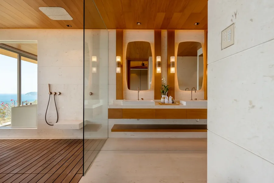 Ensuite with rain shower, double vanity and amenities